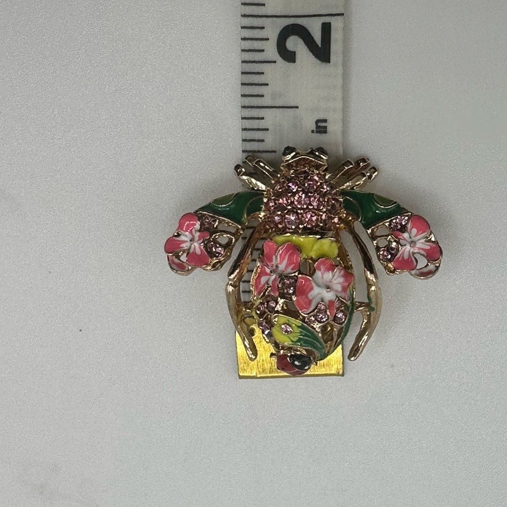 Joan Rivers Pink Orchid Bee Pin - Picture 4 of 4